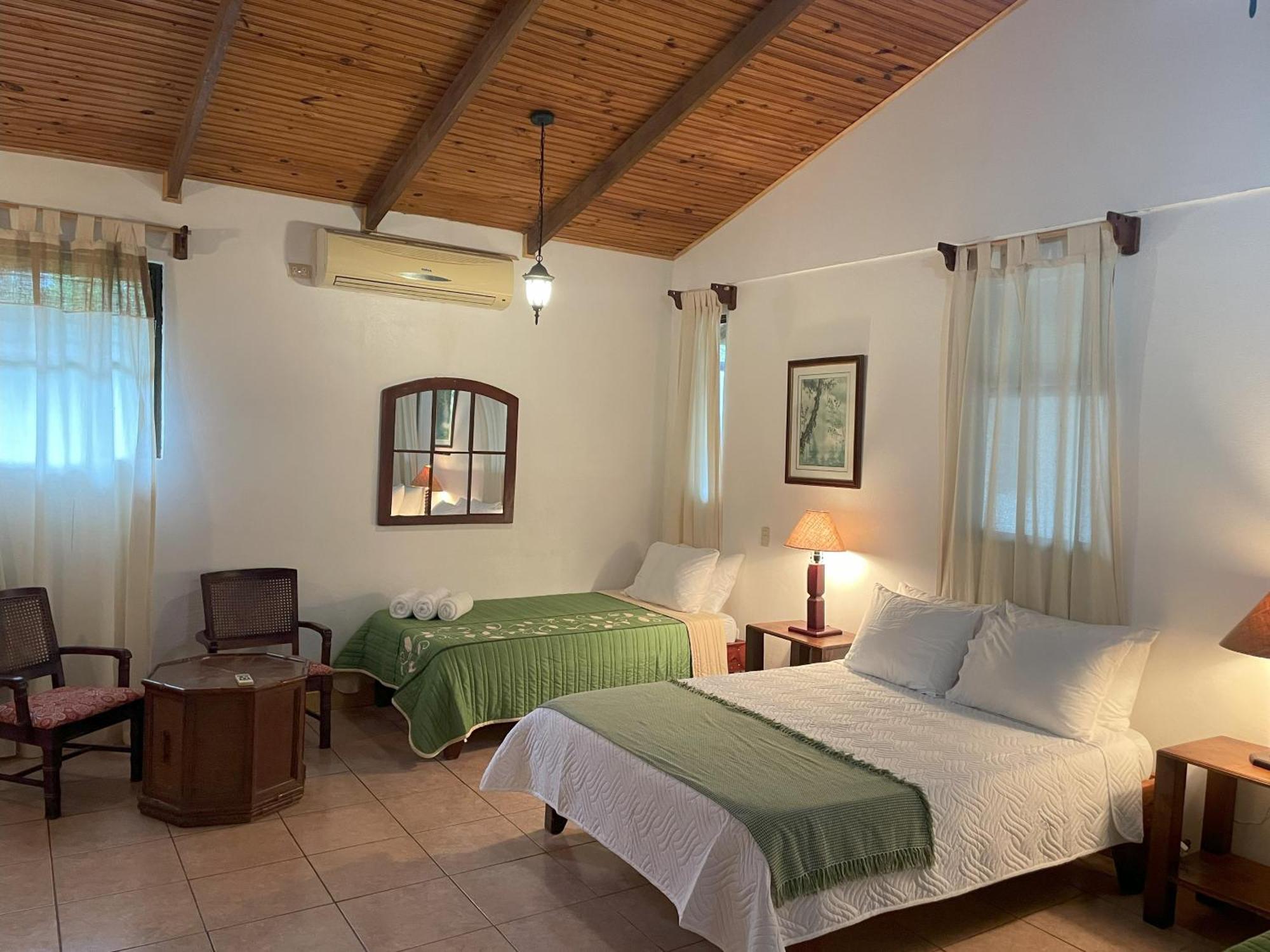 Kakao Lodge & Garden Rio Celeste Bijagua Phòng bức ảnh